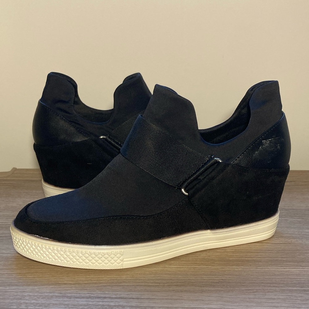 Nicole Miller NY Centrie black wedge sneakers 9,5